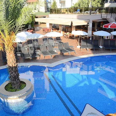 Lejlighedshotel Almera Park 3*